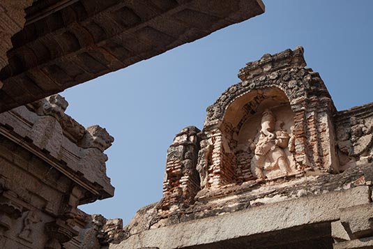 Entrance, Virupaksha Temple, Hampi, Karnataka, India