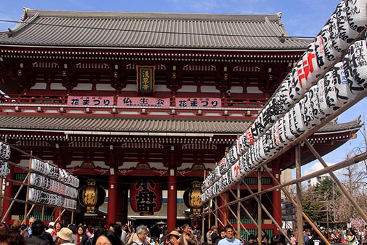 Main Entrance, Sensoji Temple, Asakusa, Tokyo, Japan