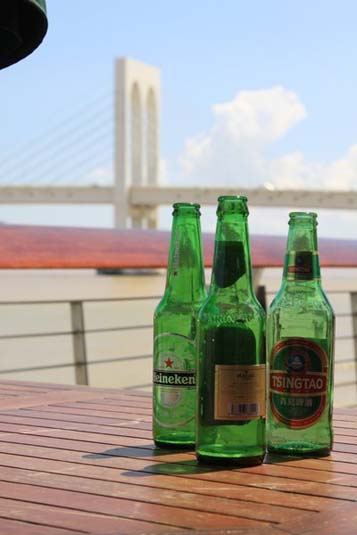Beer & Bridges, Macau