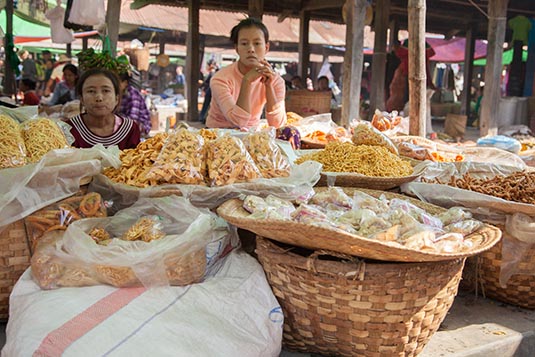 Morning Market, Nan Pan Village, Inle Lake, Inle, Myanmar
