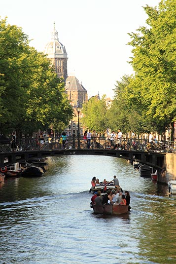 Canal, Red Light District, Amsterdam, the Netherlands