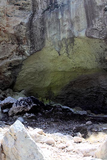 Sulphur Cave, Wai-O-Tapu, Rotorua, New Zealand