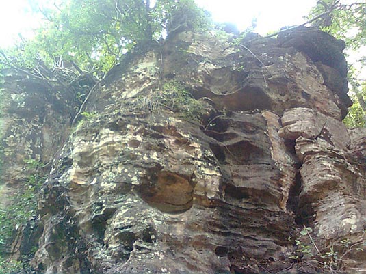 Rocks at Panchali Kund