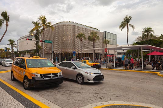Lincoln Road Mall, South Beach, Miami, Florida, USA