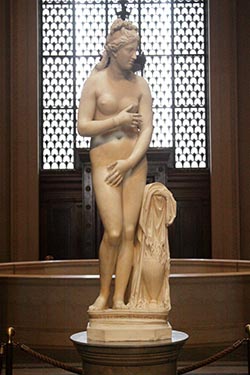 Capitoline Venus (360 BC), National Gallery of Art, Washington, D.C., USA